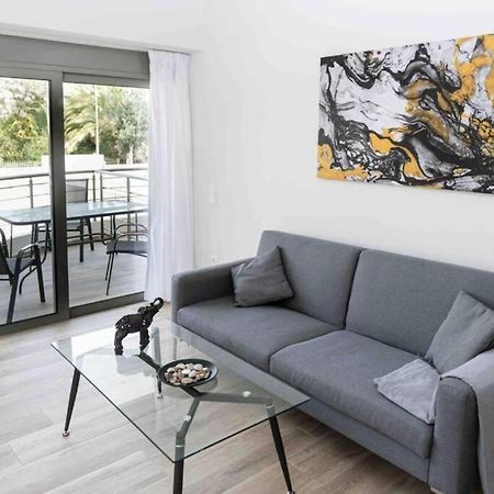 Design Apartment With Swimming Pool Near The Beach Athén Kültér fotó