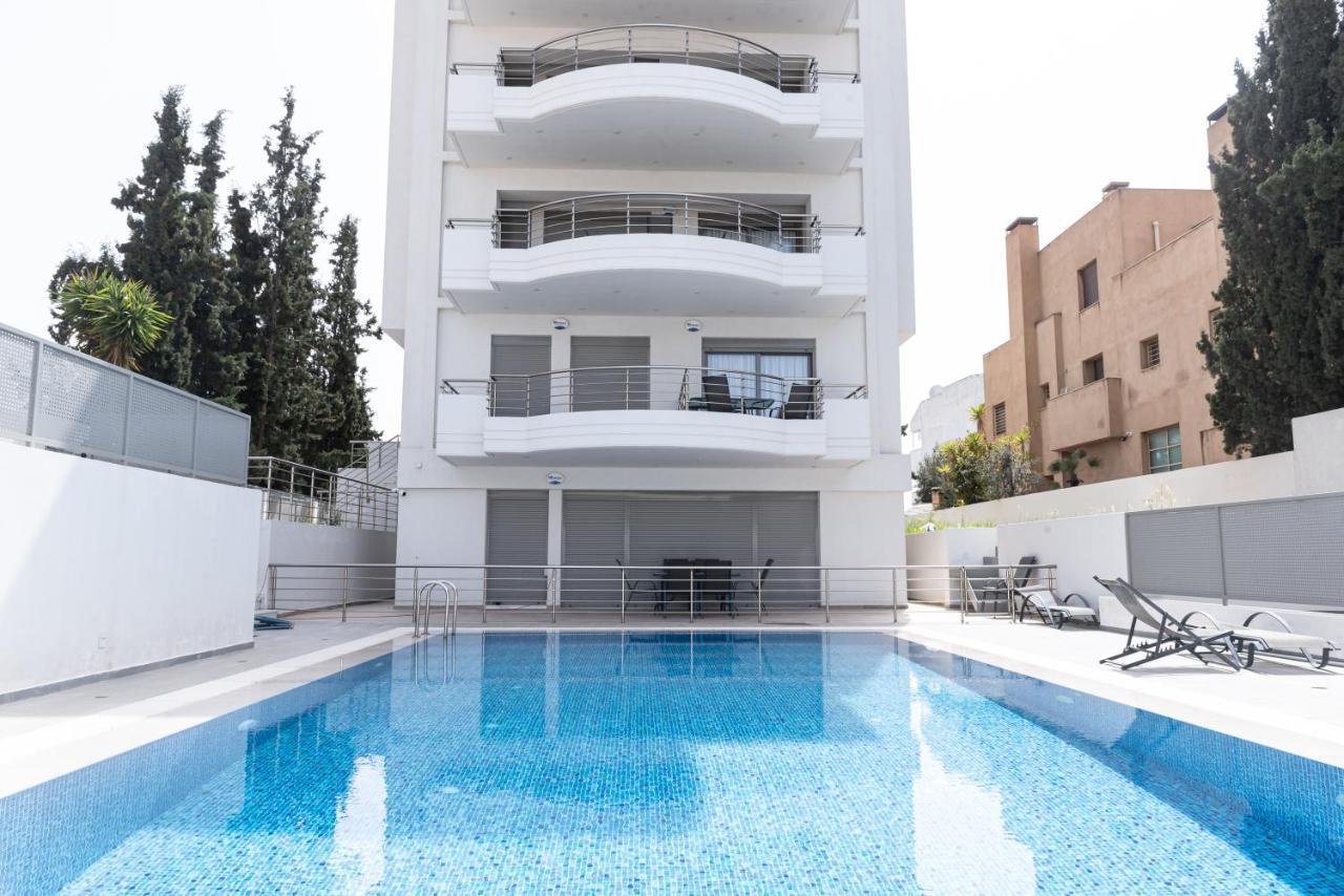 Design Apartment With Swimming Pool Near The Beach Athén Kültér fotó